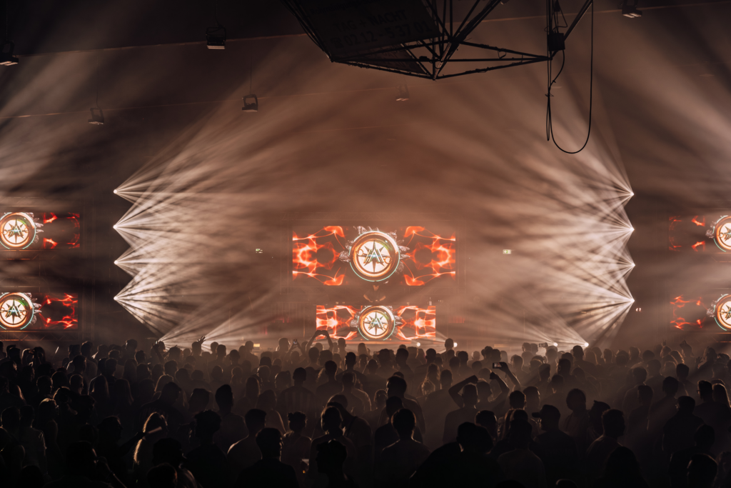 Behind-the-scenes Aufnahme aus Aftermovie Production Greatloveworld, Shot 04