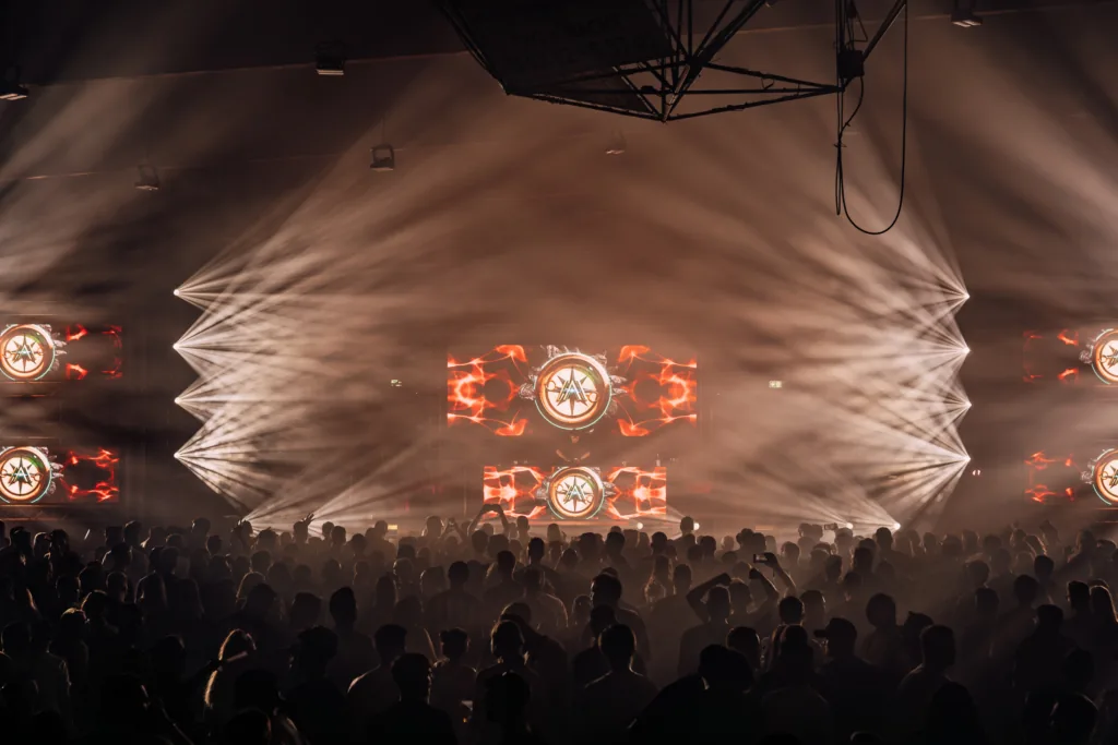 Behind-the-scenes Aufnahme aus Aftermovie Production Greatloveworld, Shot 04